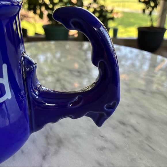 rare and unique Colbalt Mug with a Cape Cod shape handle. - Picture 3 of 8